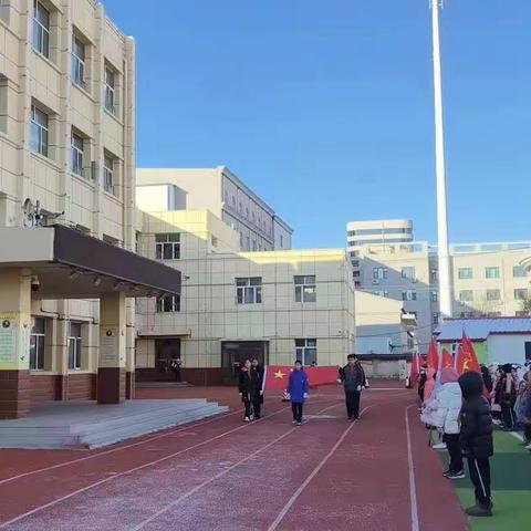 【育红 升旗台】“拳拳中国心”育红小学六（2）中队