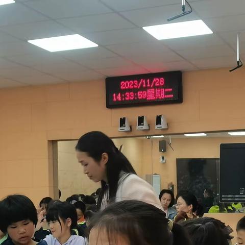 展数学之美，绽思维之花