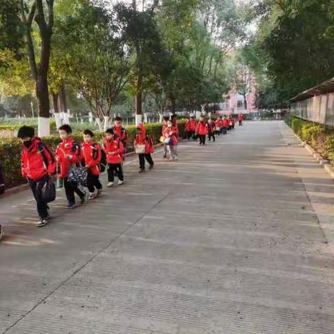 天门市第一小学三年级二班家长督学