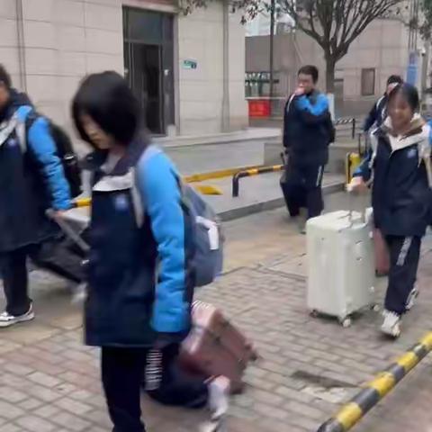 悦劳动，正青春——记麓山滨江C2209班研学之旅