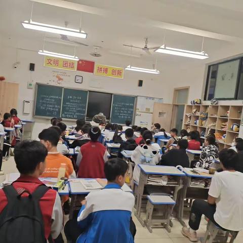 “红色研学”永州行走课堂湖南汤泉红色研学——宁远二中2113班