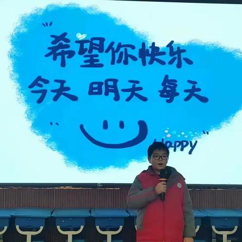 “英”姿飒爽，“语”众不同 ——书院街小学举办六年级英语演讲比赛