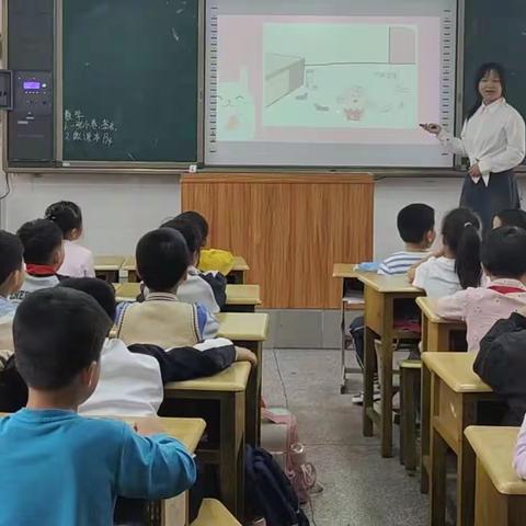 湛江市第六小学劳动教育纪实——在叠袜子中培养细心与耐心的美德