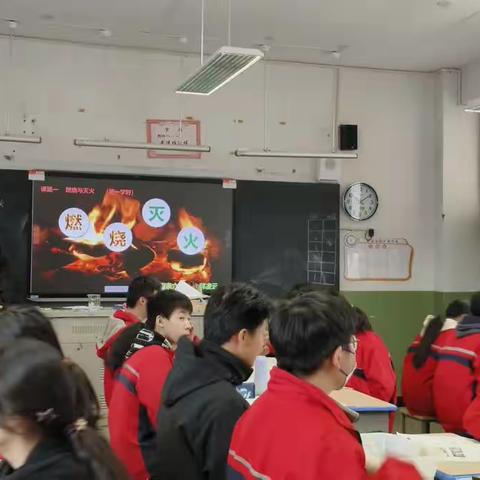 送课下校暖冬日 共“化”教研践初心——记阳泉城区化学学科“送课下校”活动