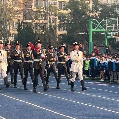 团结奋进，勇争先锋--记武昌区南湖第二小学冬季运动会