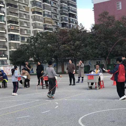 跳出健康，跳出风采！         ——文昌街道第三小学3-6年级迎元旦跳绳比赛实录