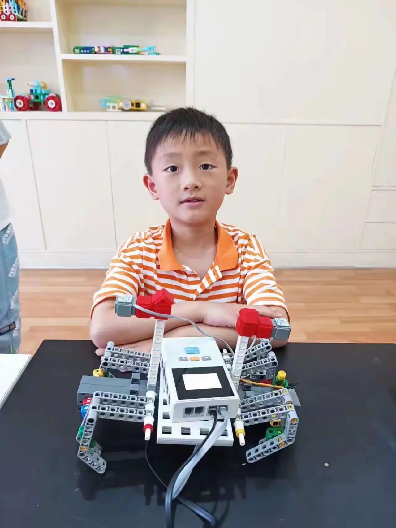 简篇-百花齐放,大放光彩——襟江小学教育集团三(11)班班级吉尼斯风采展示
