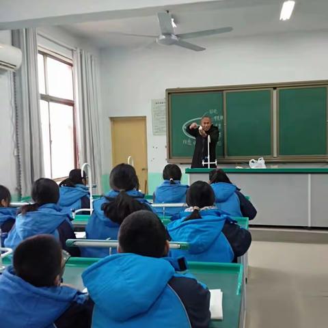 趣味课堂   以画促学            ---银山镇中学生物学科特色活动