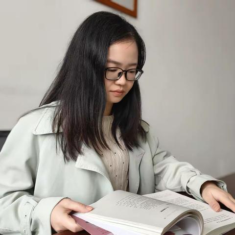 书香润杏坛 行思共芬芳——2025年下期宜章县芙蓉学校教师阅读分享