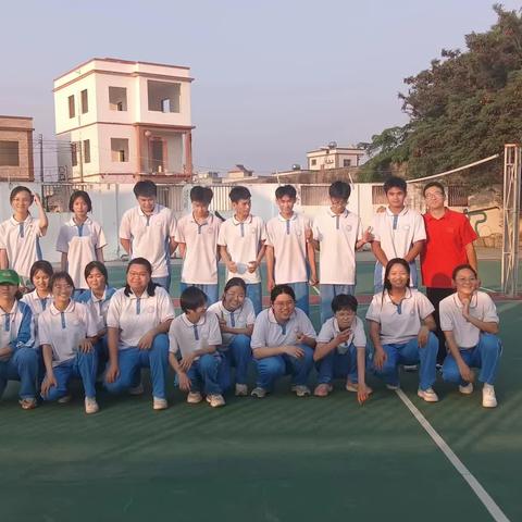 东方市铁路中学排球社比赛