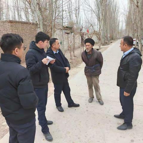 阿克陶联社信贷部与审计部联合实地贷后检查不良及逾期贷款