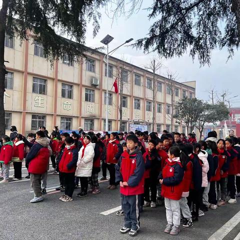 同心共建教联体 携手同筑教育梦——樊城区小樊中心小学与樊城区新华路小学手拉手活动