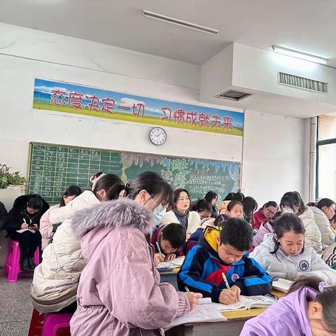 沏出智慧，品出茶香——光山县第九初级中学小学部数学教研活动