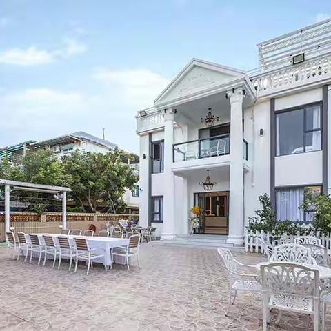 较场尾/时光11房庭院别墅（18床/可住36人）