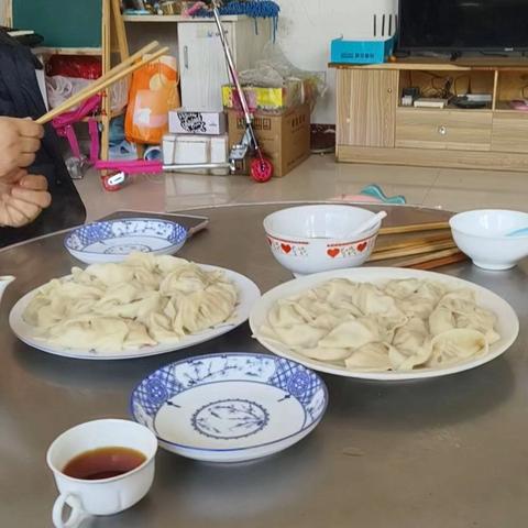 【莱芜区团队】一路欢歌一路行 志愿陪伴护返程 ——莱芜区志愿服务团队元旦假期送京欣孩子返校