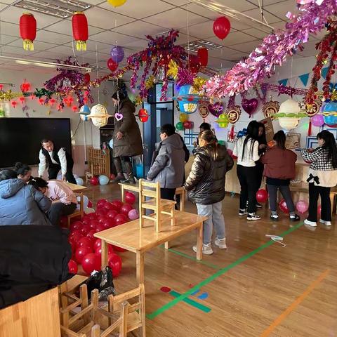 启辰幼儿园小二班“庆元旦迎新年”活动