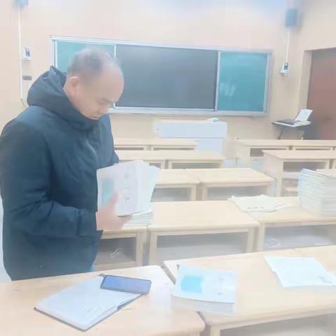 夯实常规，以查促教——龙城小学数学组作业备课检查纪实