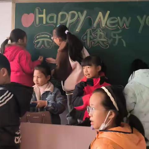 高密市康成小学四年级三班迎新年庆元旦联欢活动