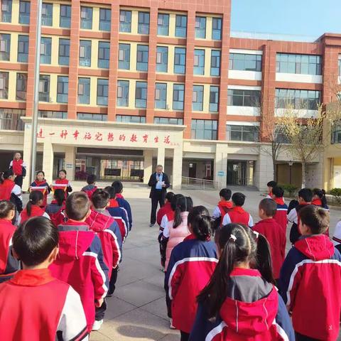 清明祭英烈 传承正当时—厉家寨小学主题教育活动