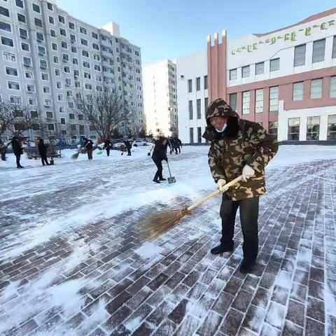 落雪是景，除雪是情