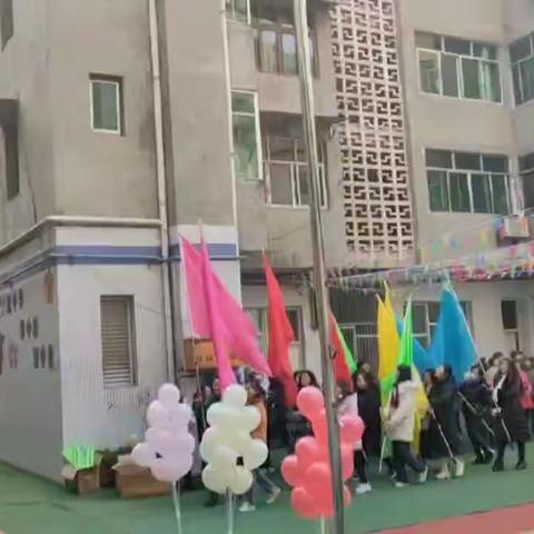 建兴小学尚家垭幼儿园“大手拉小手  欢乐庆元旦”亲子运动会