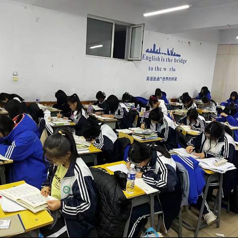 拜泉县职业教育中心学校—22级幼儿教育专业可爱的你们