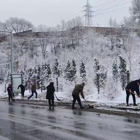 河东社区除雪工作