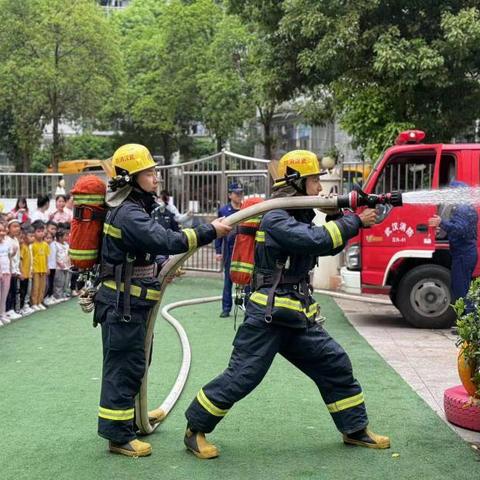 消防演练，安全“童”行—锦绣幼儿园消防安全演练活动