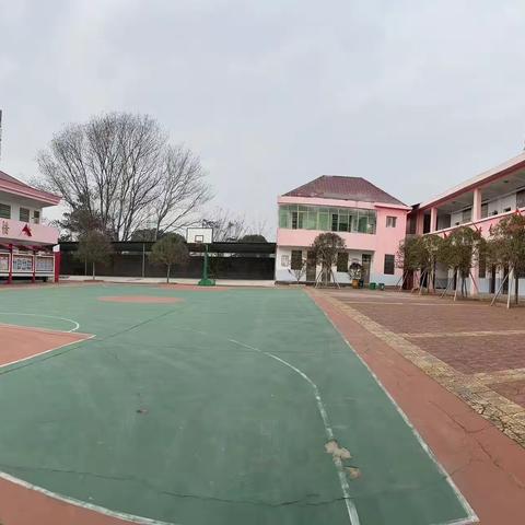 匠心撷百花 同心酿芬芳 ——荆公小学携手圩上桥小学开展校际交流活动