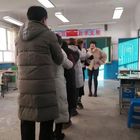 童心筑梦 你我护航——黎城一中和路堡小学少年宫结对共建活动之心理健康辅导活动