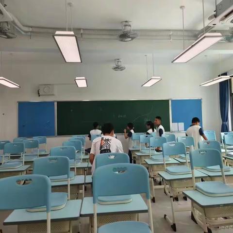 精心备开学，只待你归来——永安中学高一5班开学前准备工作