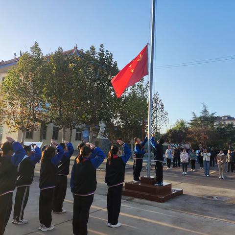 关注消防，防患未“燃”-----新泰市新汶街道初级中学消防安全演练活动顺利开展