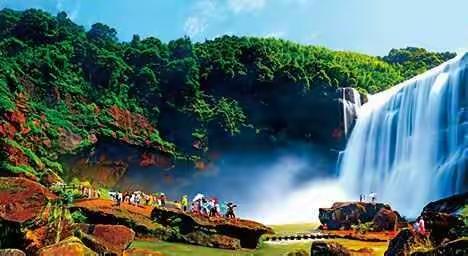 国庆赤水大瀑布、丹霞佛光岩、四洞沟、宜宾蜀南竹海、山城雾都重庆、天府之国成都、朱德故居纯玩七日游