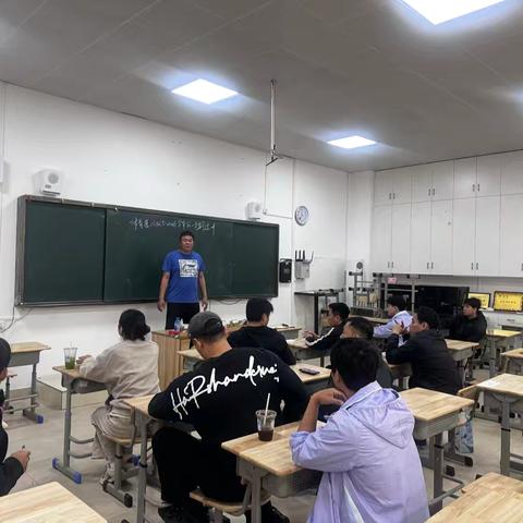 凝心聚力共成长，砥砺前行谱新篇