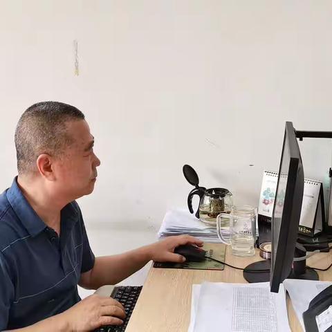 辽源分行个人信贷业务中心组织开展<<内部控制手册>>的学习