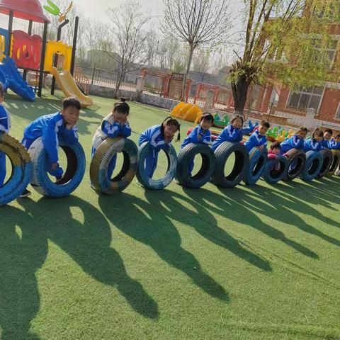 孟姑集镇明德小学附属幼儿园春季亲子运动会