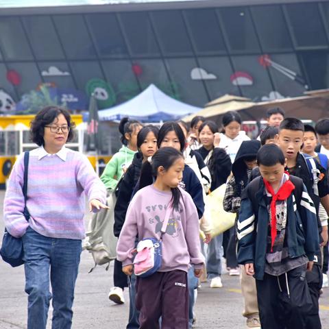 研学旅行促成长 行走研学亦课堂