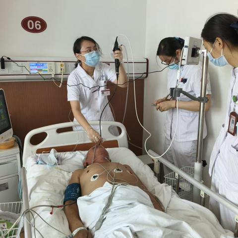 守护长者呼吸防线：老年医学科“床旁支气管镜”技术正式开展！