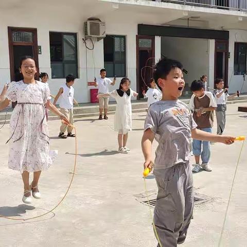 郭店镇冯寺小学招生简章