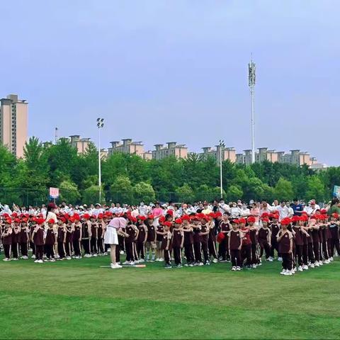 真善美幼儿园庆六一亲子趣味运动会圆满成功