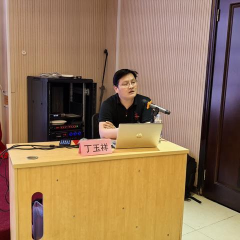 学习蓄能 向上而行｜记吴堡县高中教师新高考专题培训活动