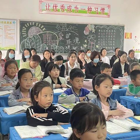 聚力同行，研思共进——祥云镇中心校小学低年级语文教研活动