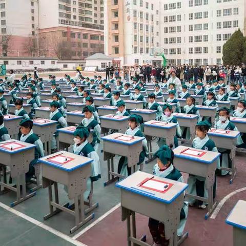 开笔启智 明理育德       ——西宁市玉井巷小学一年级新生开笔礼