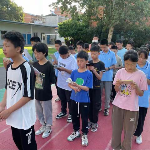 “缤纷五月 夏韵悠悠”🩷——育才学校七（1）班