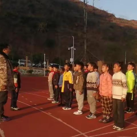 凤凰县箭道坪第三小学田径社团