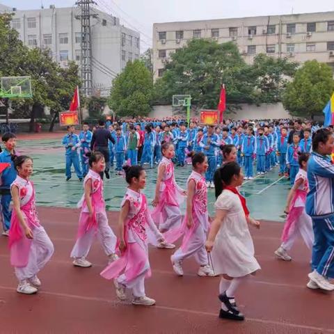 追梦新时代  童心向未来——胜利街小学教育集团开展第一届体育文化艺术节