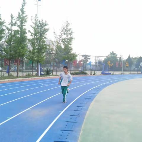 告别童年  拥抱青春——远航四班第十六周生活纪实