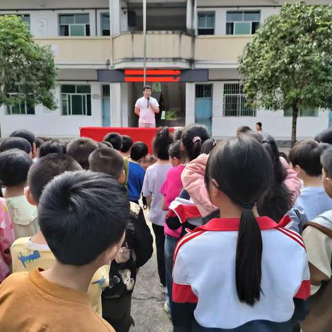 期中表彰树榜样 砥砺少年勇争先 ——长河小学表彰大会