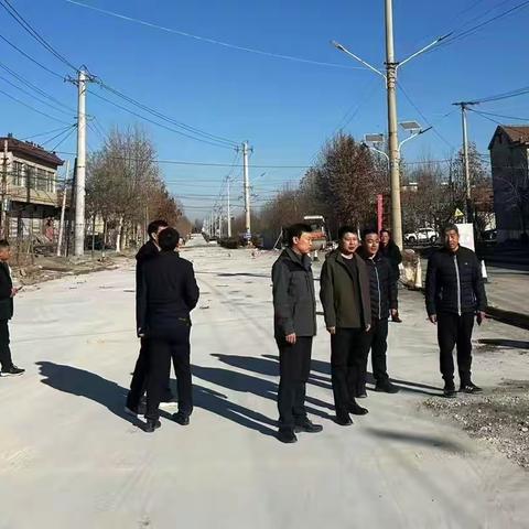 筑牢交通安全防线——龙山街道多措并举护航群众平安出行