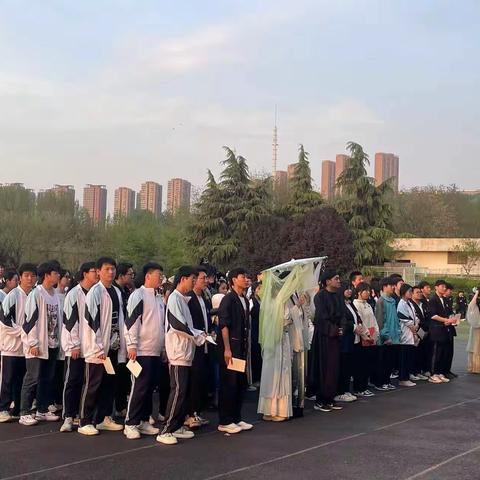 “ 花朝遗旧梦，诗酒趁华年 ”——西安市灞桥区职业教育中心举行“花朝节”汉服文化进校园活动